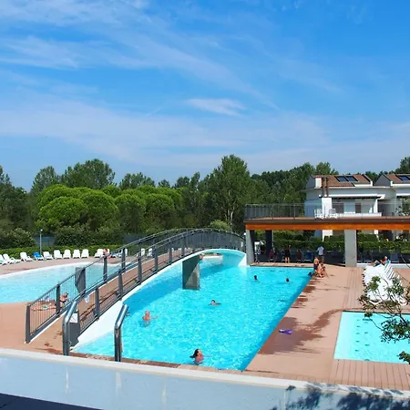 Wonderful With Pool * Μπιμπιόνε